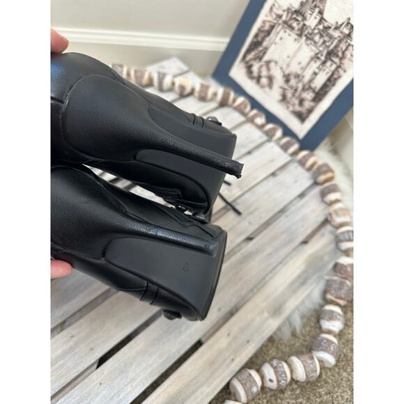 Knee Length Black Heeled Buckle Stud Zipper Boots - Picture 7 of 8